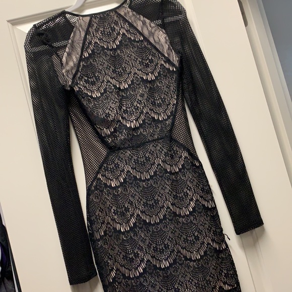 Little black dress, great for Vegas! - Picture 6 of 7